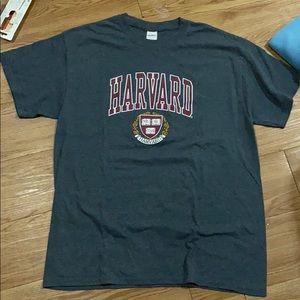 Harvard t-shirt